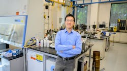 LSU Civil Engineering Professor Hai 'Thomas' Lin headshot in lab