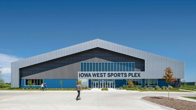 RDG's design for the Iowa West Sports Plex in Council Bluffs, Iowa, was designed to seamlessly integrate into the Mid-America entertainment district, balancing functionality with aesthetics. Using a pre-manufactured metal building, the facility maximizes efficiency while maintaining a modern, dynamic presence for athletes and fans alike